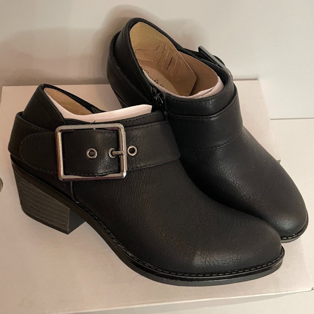 Croft & Barrow Dorindaa Black‎ Booties size 6 NEW in BOX